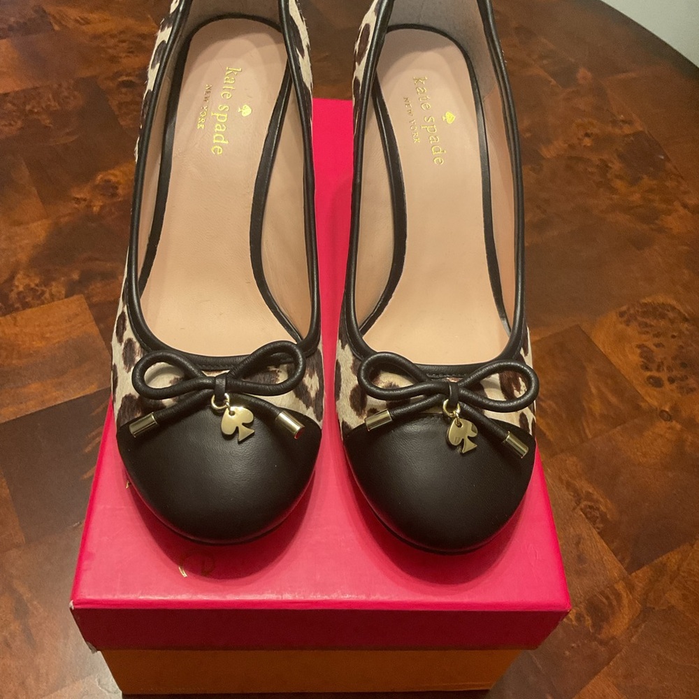 Kate Spade Black and Tan Wedges Kacey 8